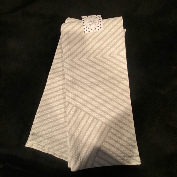 Simply Whimsical Kitchen Towel Set of 2 Gray/White - Picture 2 of 4